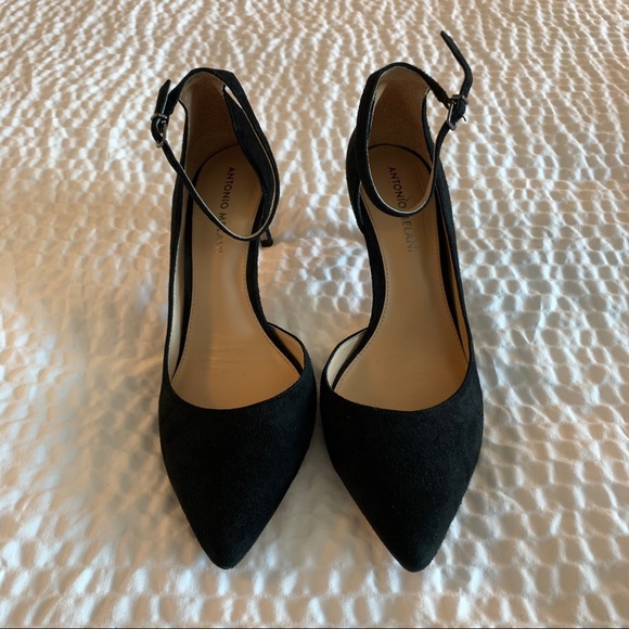 ANTONIO MELANI Shoes - Antonio Melani Black Suede Heels - Size 8